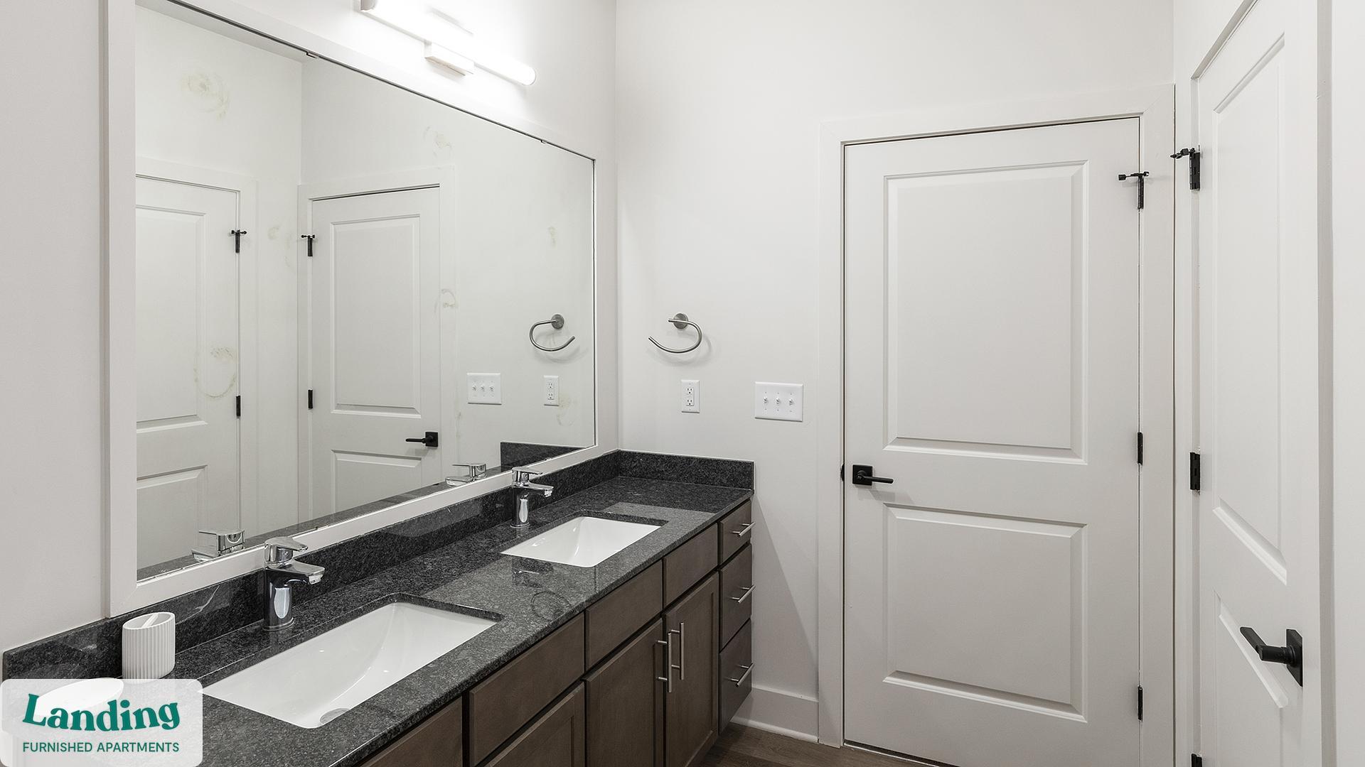 Building Photo - 170 Graphics Dr