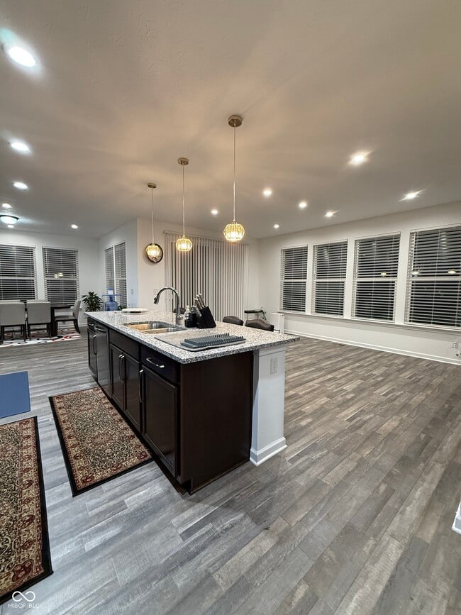 Building Photo - 6241 Buck Blvd