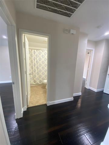 Building Photo - 2920 Pinehurst Ln