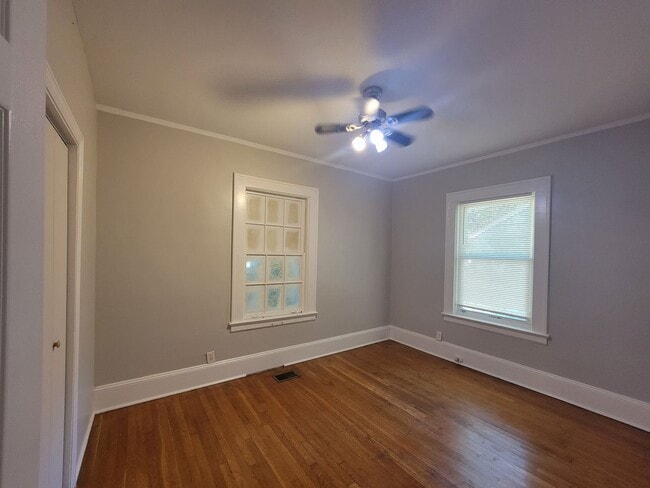 Building Photo - No Luxury Bells and Whistles But a Nice Clean Historic Home