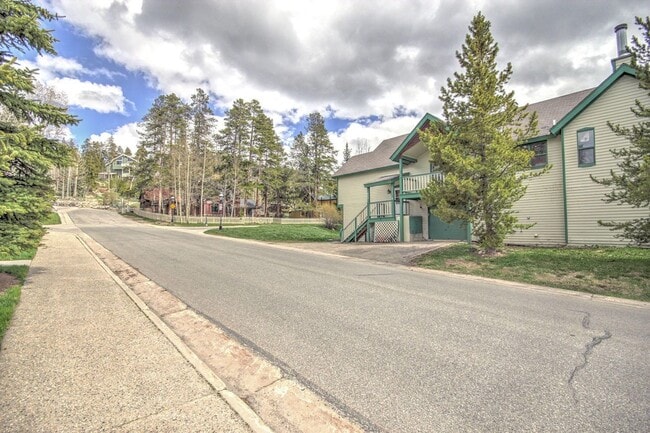 Building Photo - Breck Downtown Duplex.  Best location in all of Breck.  3 Bedroom.  GEAR GARAGE.