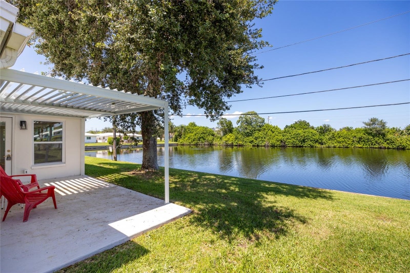 Building Photo - 3735 101st Ave N