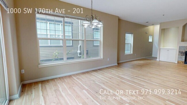 Building Photo - 1000 SW 170th Ave
