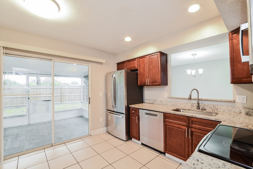 Building Photo - 5360 Rocking Horse Pl