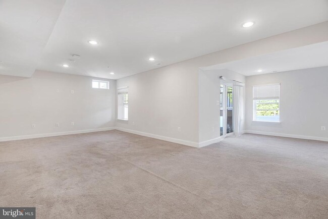 Building Photo - 7316 Hargrove Ct