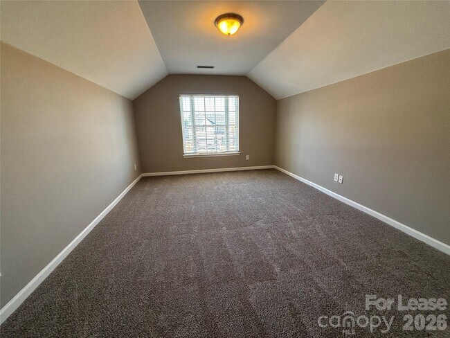 Building Photo - 169 Morning Sun Dr