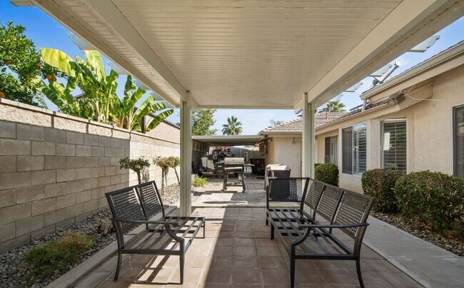 Building Photo - 13019 Queen Palm Ct