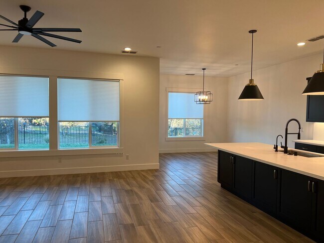 Building Photo - Custom 4 Bedroom + Office - Clover Creek Preserve