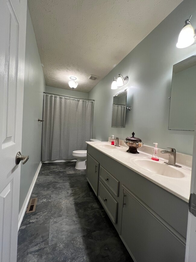 Building Photo - 3714 Cozy Ct