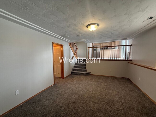 Building Photo - Beautiful 4 bed 3 bath Home!