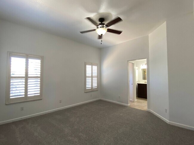 Building Photo - Two Story, Three Bedrooms, Two And A Half Bathrooms In Brookside