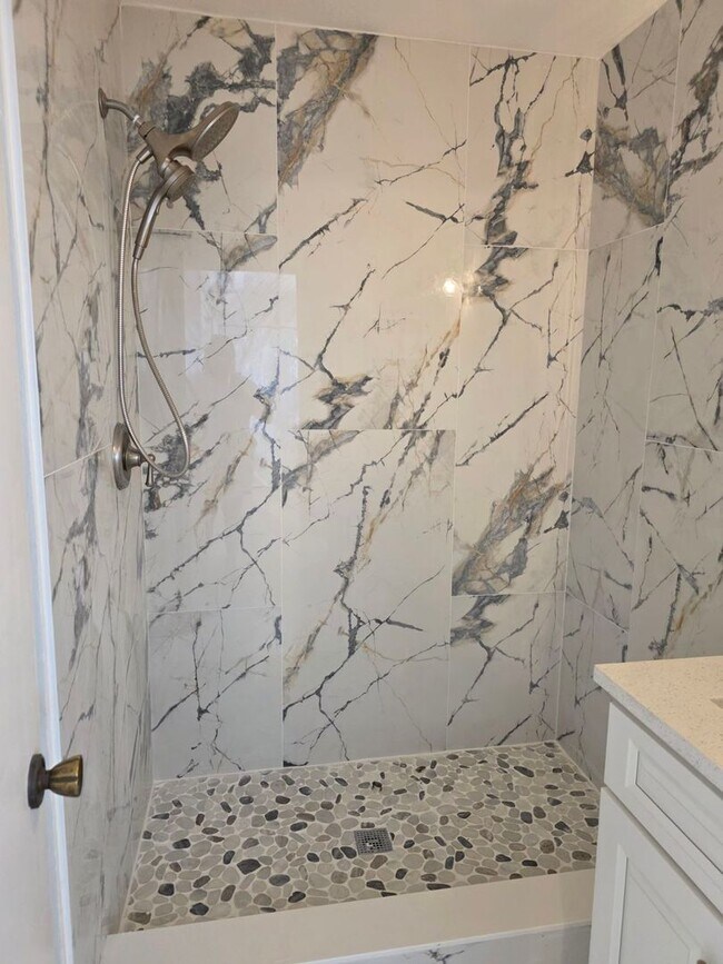 Building Photo - Waterfront Living Near Downtown St. Pete | Boat Access + Designer Finishes