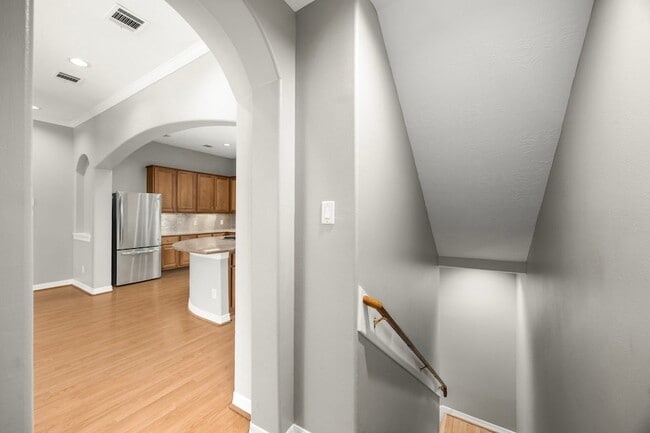 Building Photo - 7930 Stoneyway Dr