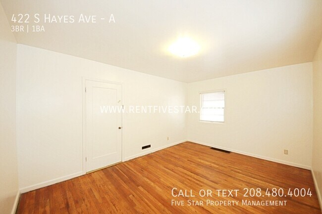 Building Photo - 422 S Hayes Ave