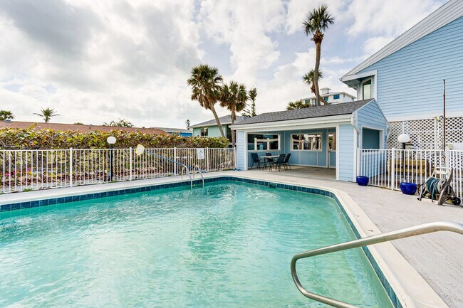 Building Photo - 1745 Gulf Blvd