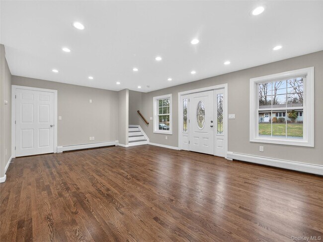 Building Photo - 36 Windmill Ln