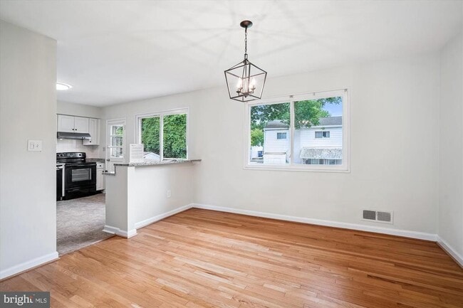 Building Photo - 4503 Traymore St