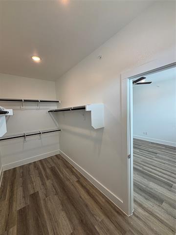 Building Photo - 1529 Creekside Dr