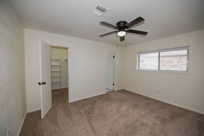 Building Photo - 309 E X St