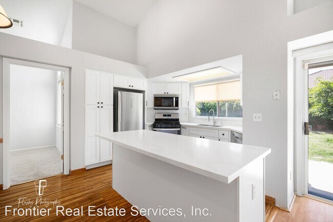 Building Photo - 4 br, 3 bath House - 10701 galway