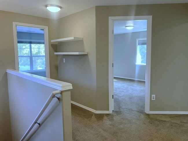 Building Photo - Beautiful Sherwood Home backs to Greenspace, Walking Distance to The Ridges! Entertainer's Backya...