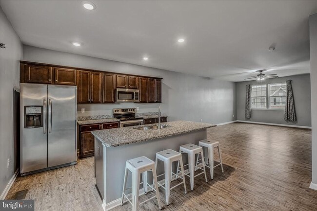 Building Photo - 243 Drexel Ct