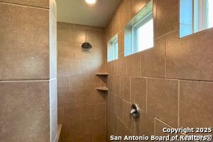 Building Photo - 1043 Raceland Rd