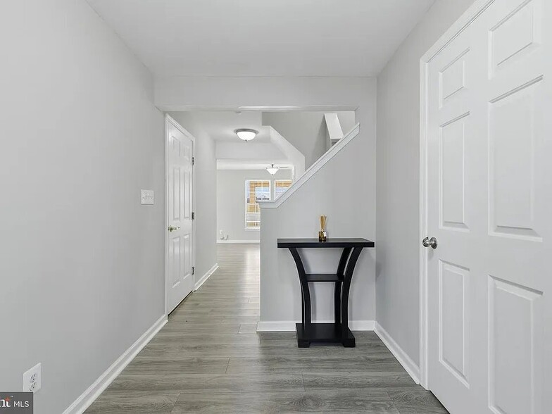 Building Photo - 14405 Hulfish Way