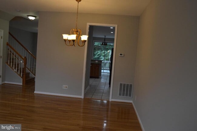 Building Photo - 4016 Timber Oak Trl