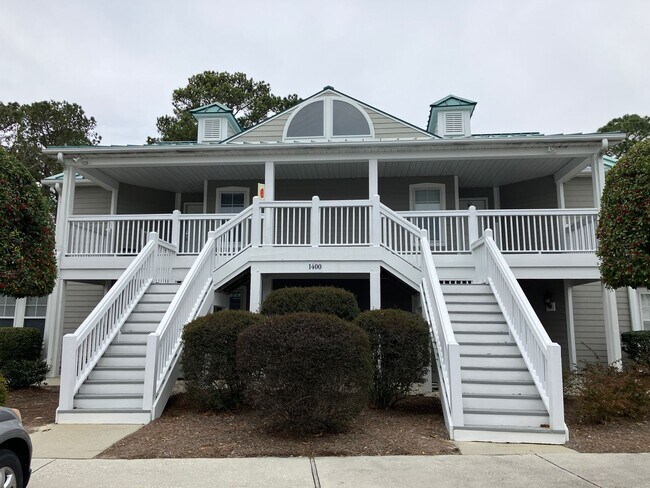 Primary Photo - This is a 2 Bedroom, 2 Bathroom Completely...