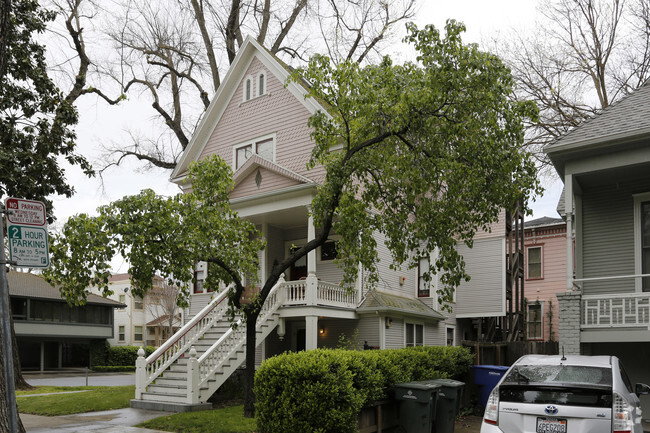 Building Photo - Calvin E Crocker House