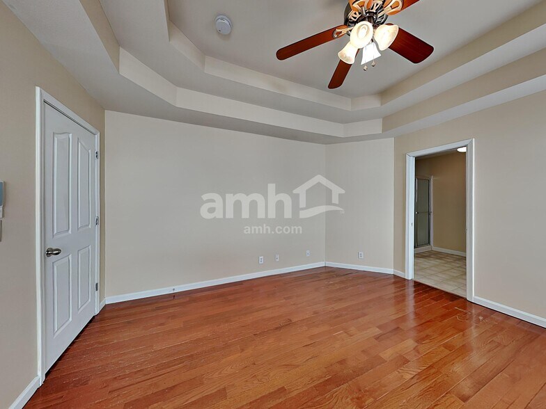 Building Photo - 3784 Cindy Jo Dr N