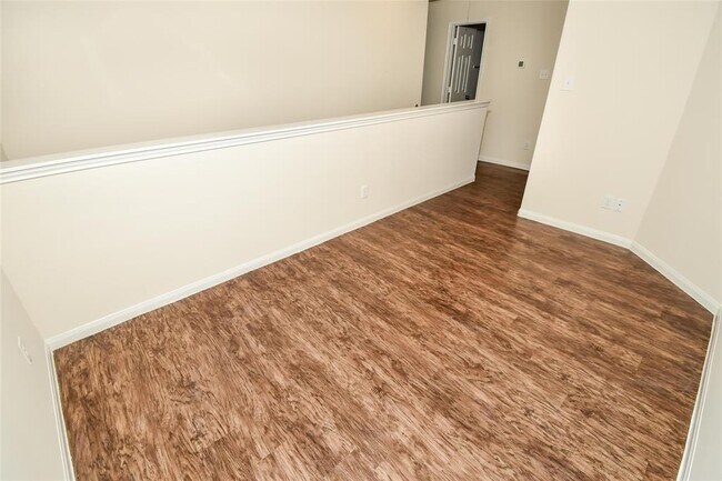Building Photo - 8926 San Alberto