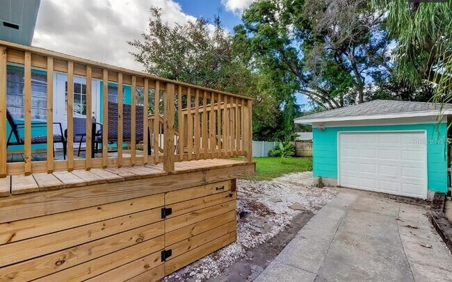 Building Photo - 1226 Sedeeva Cir S