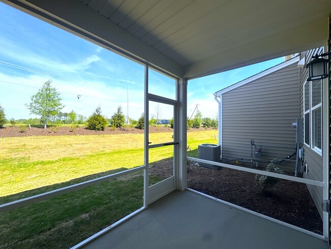 Building Photo - 2917 Hickory Fld Dr