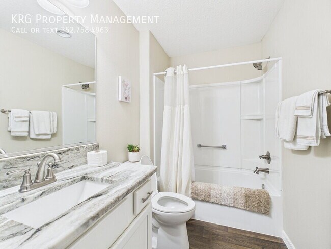 Building Photo - 6266 Milagros Ct