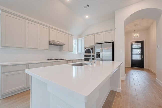 Building Photo - 8010 Whisper Grove Dr