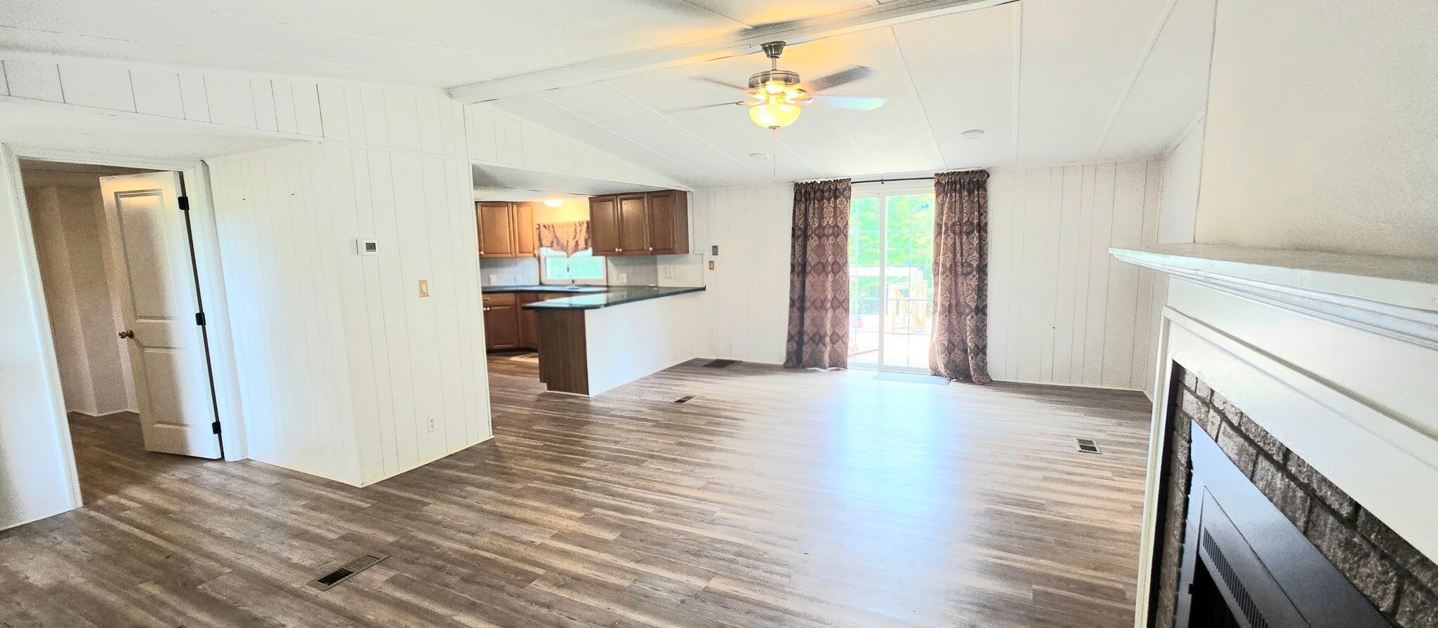 Building Photo - 513 Horseshoe Lake Rd