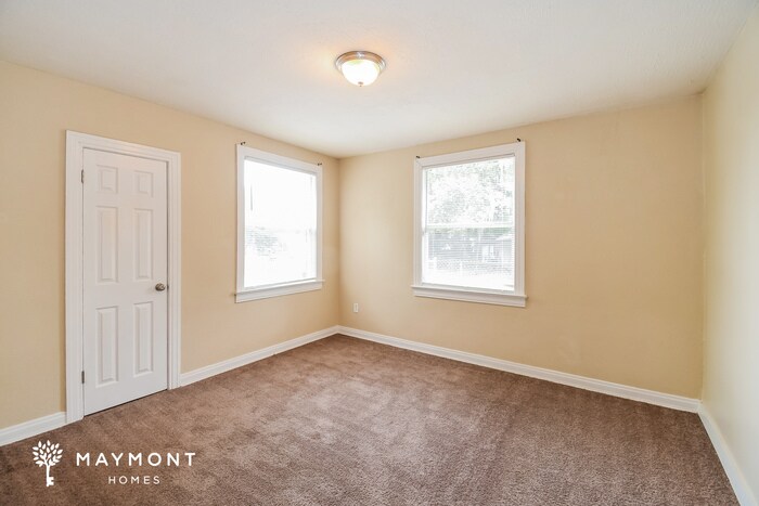 Building Photo - 339 Sunset Dr