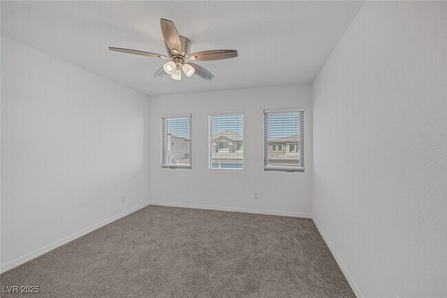 Building Photo - 6533 Twin Brks Ave