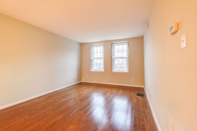 Building Photo - 3855 Rodman St NW