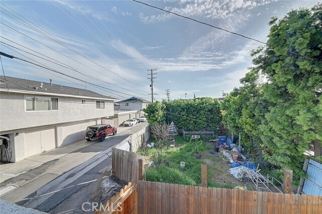 Building Photo - 17054 A Ln