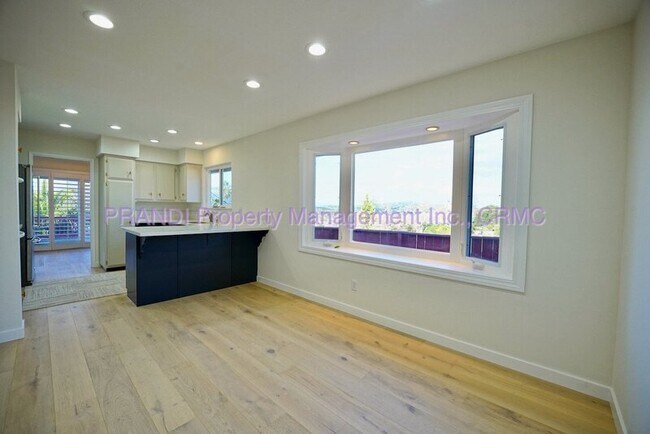 Building Photo - 110 Kaden Dr