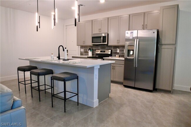 Building Photo - 26390 Coco Cay Cir