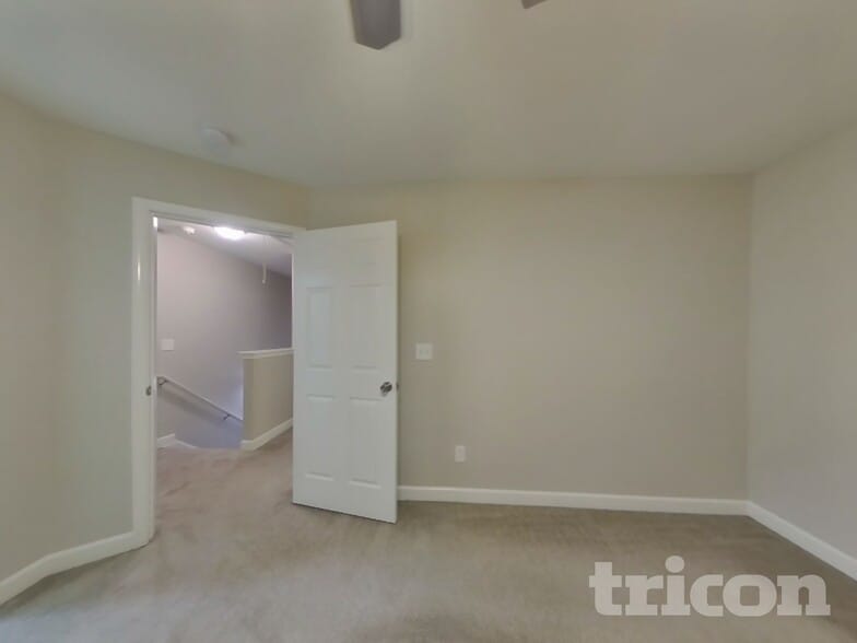 Building Photo - 309 Peachtree Rd