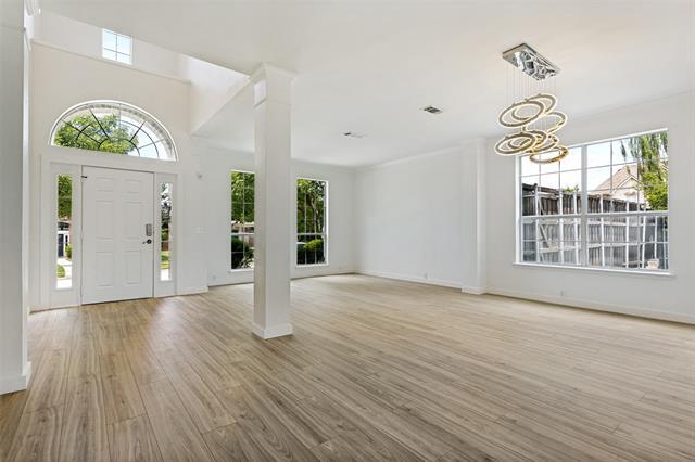 Building Photo - 11160 Silver Horn Dr