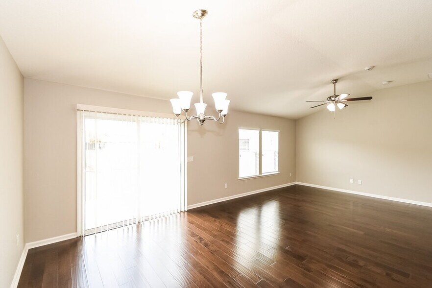 Building Photo - 7580 Cosmo Ct