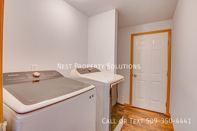 Building Photo - 1341 Shelby St