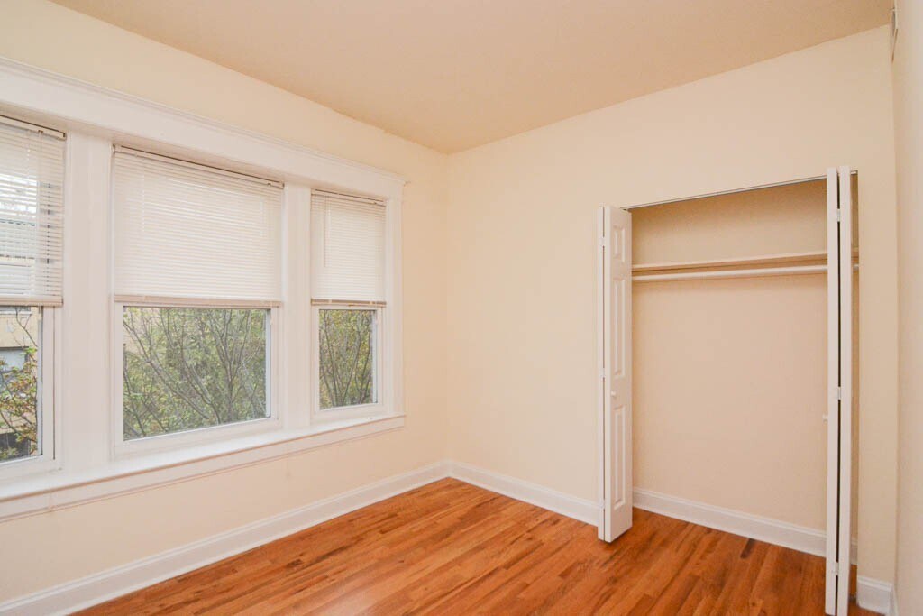 Building Photo - 1524 N Kedzie Ave