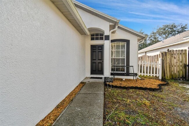 Building Photo - 30626 Birdhouse Dr